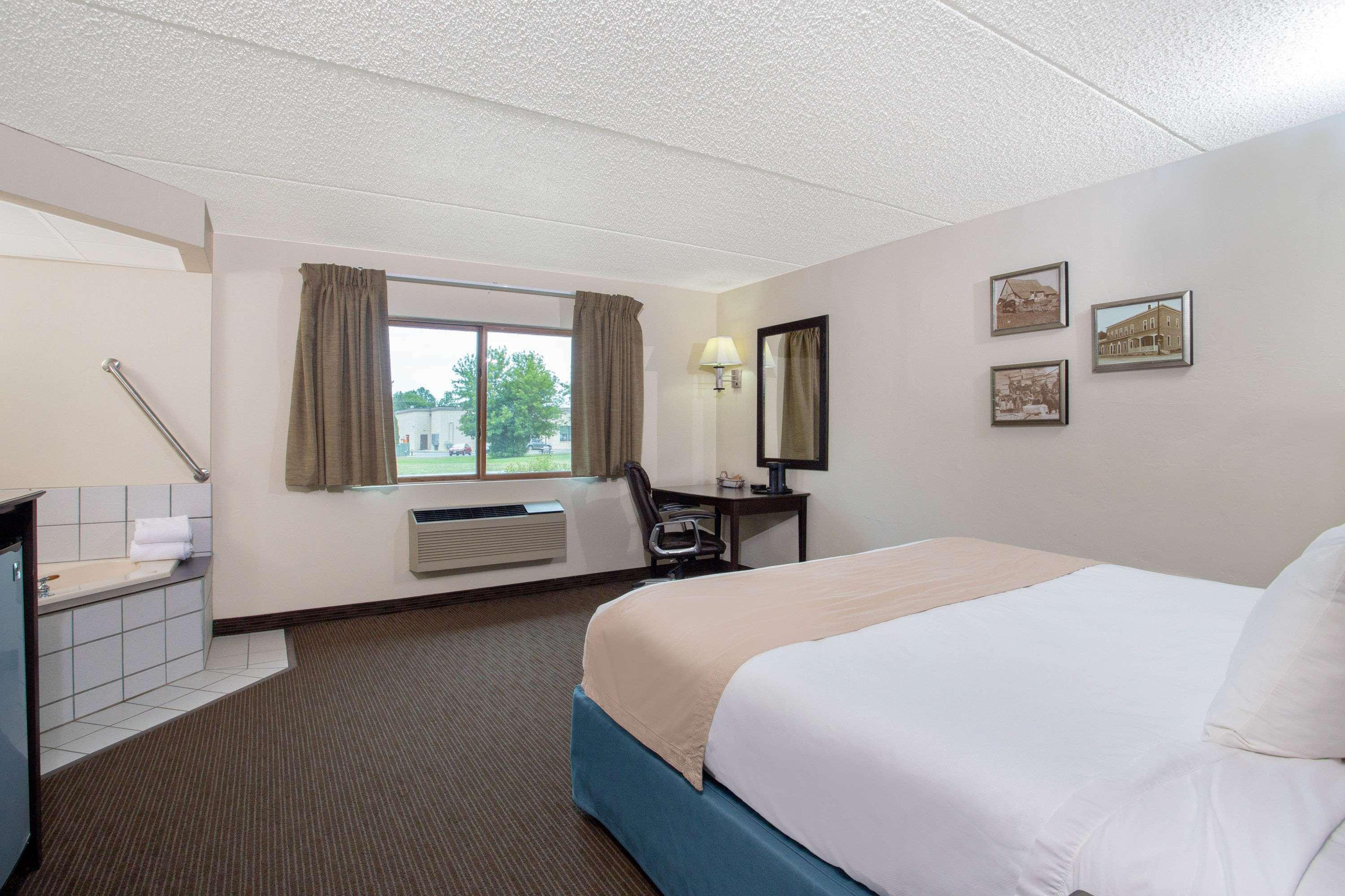 Americinn By Wyndham Green Bay West Exteriör bild